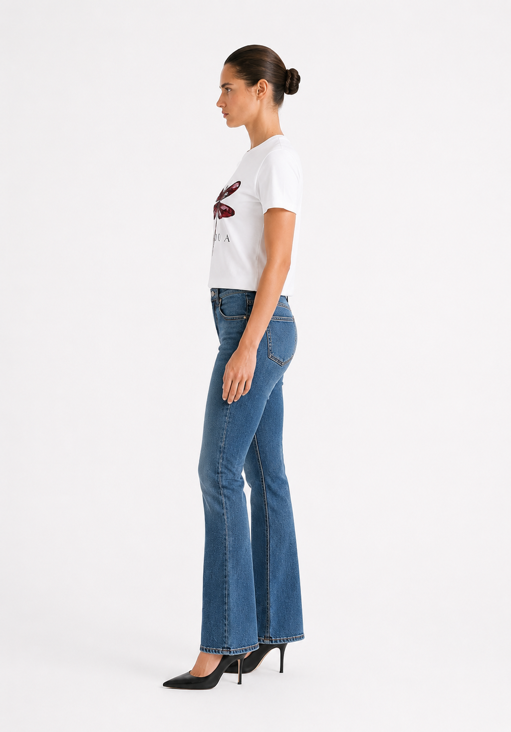 DOADOA Women Dragonfly Statement Tee
