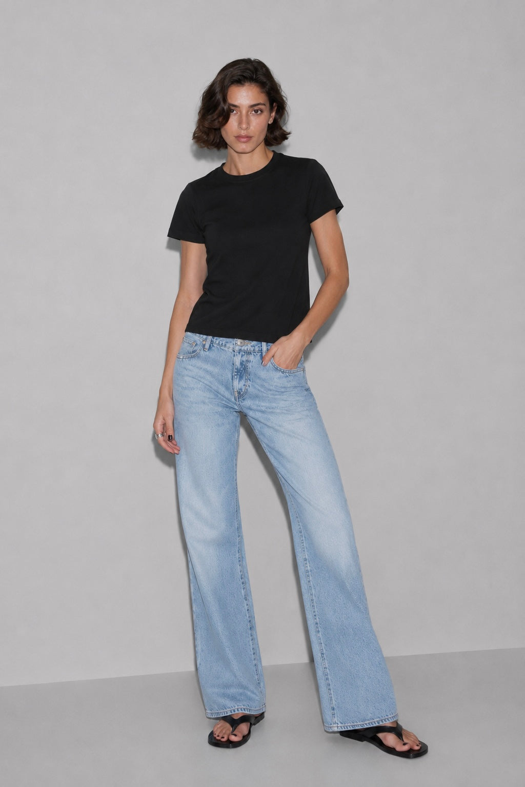 Foundation Basic Women Tee