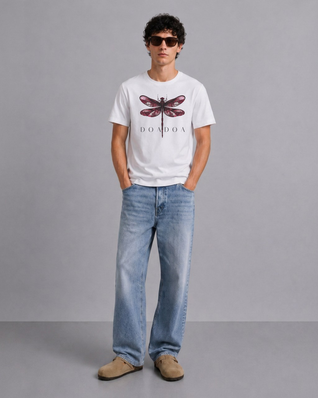 DOADOA Men Dragonfly Statement Tee